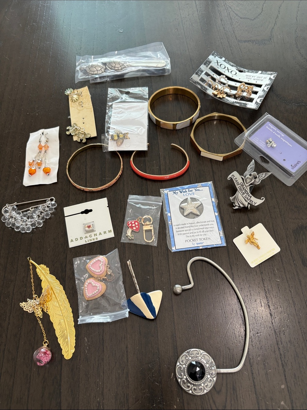 Mixed Women’s Jewelry Set - Assorted Colors